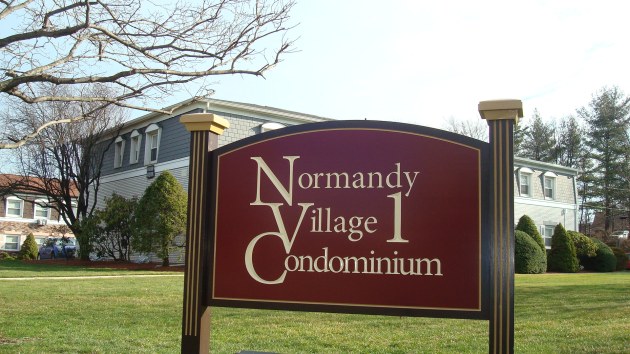 23 Normandy Village, Nanuet condo for sale. Rockland County real estate. FHA approved condo!