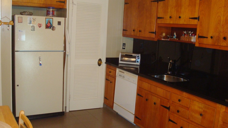 Nanuet Mother Daughter Rockland County real estate home for sale